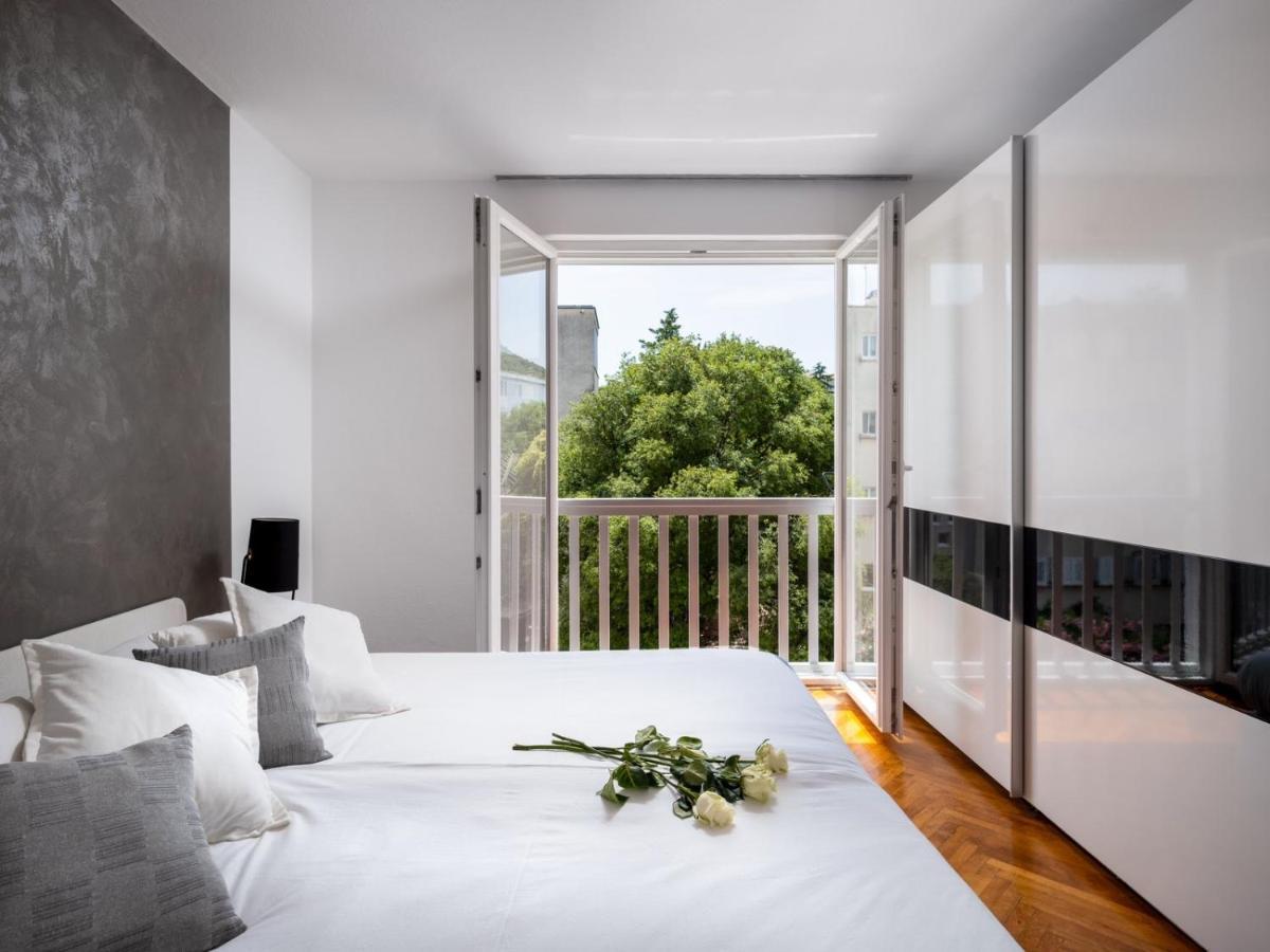 Shades Of Gray Apartment ดูบรอฟนิก ภายนอก รูปภาพ